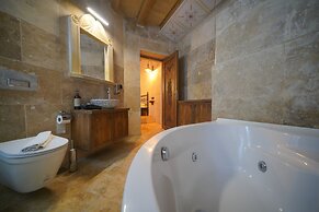 View Cave Hotel