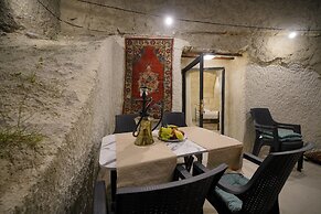 View Cave Hotel