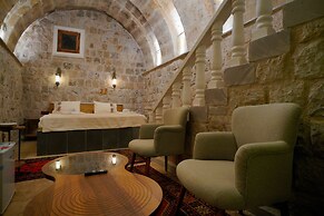 View Cave Hotel