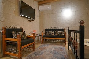 View Cave Hotel