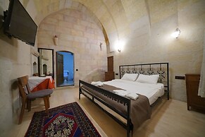 View Cave Hotel