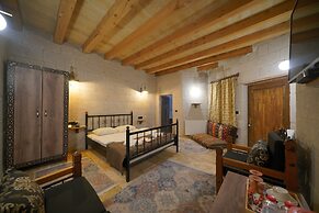 View Cave Hotel