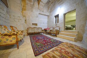 View Cave Hotel