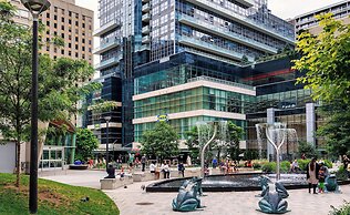 Altitude Suites on Yonge