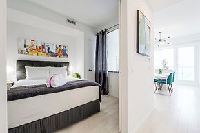 Altitude Suites on Yonge