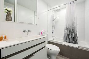 Altitude Suites on Yonge