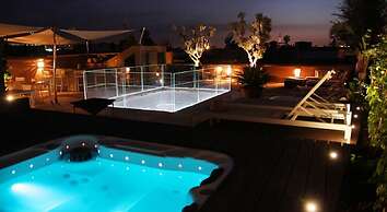 Riad Houma
