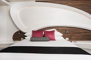 The Carmen Hotel - Ocean Front