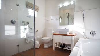 Klein Welmoed Luxury Guest House