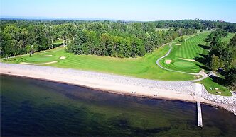 Bluff Point Golf Resort