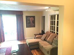 Grey Rose Suites