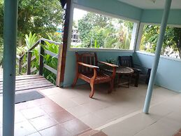 Rekona Lodge