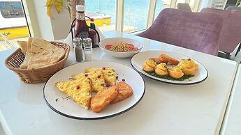 Dolphin Beach Resort
