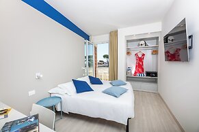 Amarina Hotel