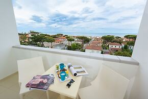 Amarina Hotel