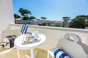 Amarina Hotel