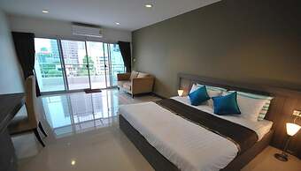 Baan Mi-Na