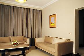 Oasis Palm Hotel