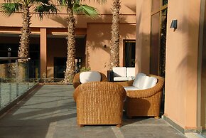 Oasis Palm Hotel