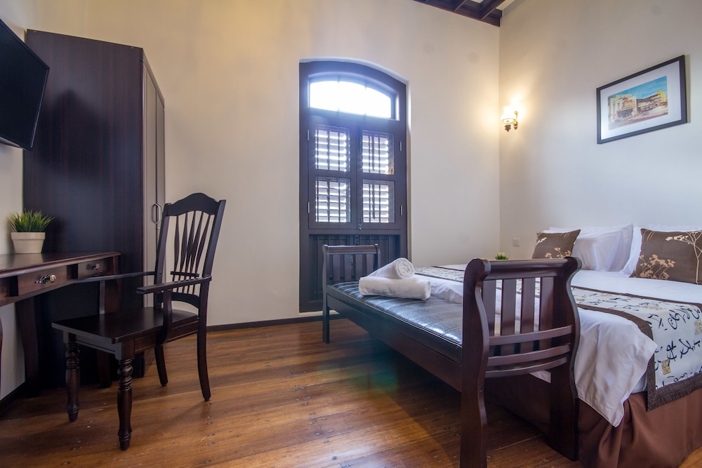 D'Nice Heritage House