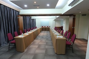 SEM9 Senai ''Formerly Known as Perth Hotel