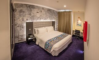 Fairway Colombo - Sri Lanka's First Hotel With Robot Technology