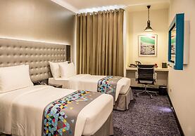 Fairway Colombo - Sri Lanka's First Hotel With Robot Technology