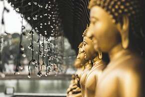 Fairway Colombo - Sri Lanka's First Hotel With Robot Technology