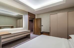 Voyage Hotel