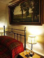 The Four Horseshoes