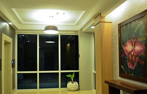 D' Hotel and Suites