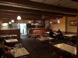 Royal Hotel