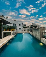 Coventina Lake Suites