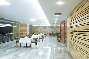 Coventina Lake Suites
