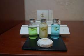 Coventina Lake Suites