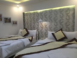 White Star Hotel