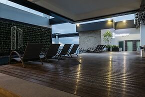 Naki Suites at Silvertown