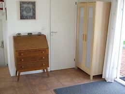 Lækjarkot Rooms and Cottages with Kitchen