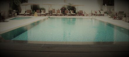 Olivias Group Hotel