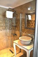 Olivias Group Hotel