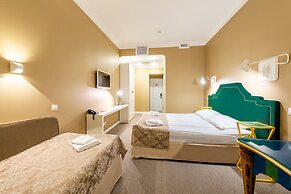 T-Hotel