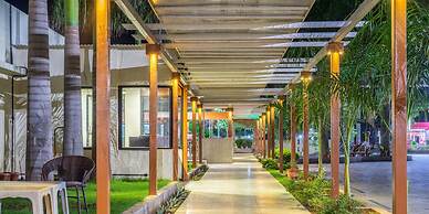 Hotel Pushpak Resort