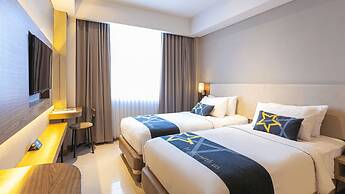 Yellow Star Ambarukmo Hotel
