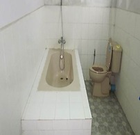 Yaewaddy Motel