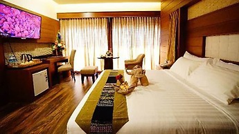 Sunny Paradise Resort