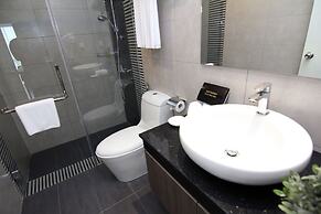 Nexus Regency Suites & Hotel