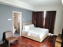 Nexus Regency Suites & Hotel