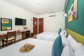May Beach Hotel