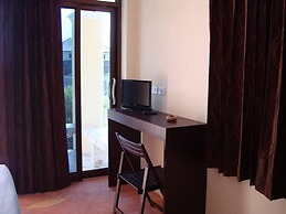 Bamboo Resort