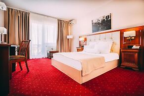 Hotel Athos Rmt